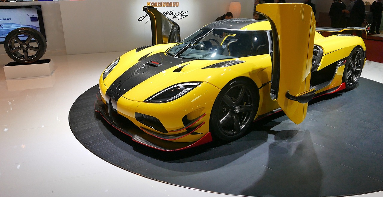 Koenigsegg, Agera, Prabangus Sportinis Automobilis, Automobilis, Švedijos, Šiuolaikiška, Anglies Pluoštas, Technologija, Greitis, Stilius