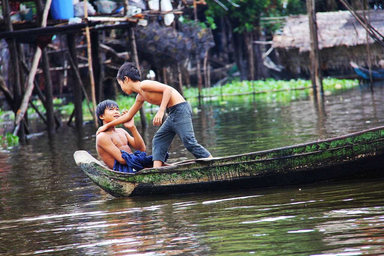 Kompong Phluk Kompong, Kelionė, Kaimas, Plaukiojantieji, Siem Grižti, Kambodža, Tonlės Sidro Ežeras, Ežeras, Vanduo, Valtis