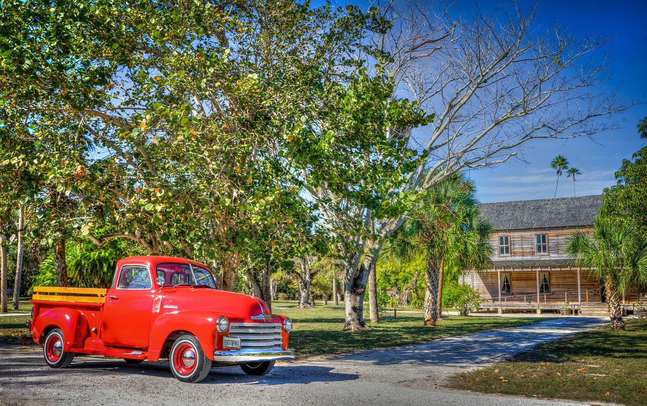 Koreshan Valstijos Parkas, Raudona 1947 Chevy, Senas, Medinis, Kultas, Tradicinis, Istorinis, Mediena, Nemokamos Nuotraukos,  Nemokama Licenzija