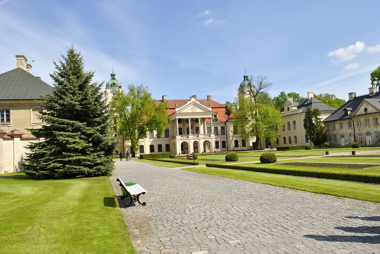 Kozłówka, Parkas Zamosc, Dekoratyviniai Augalai, Kozlowka, Lenkija, Lubelskie, Nemokamos Nuotraukos,  Nemokama Licenzija