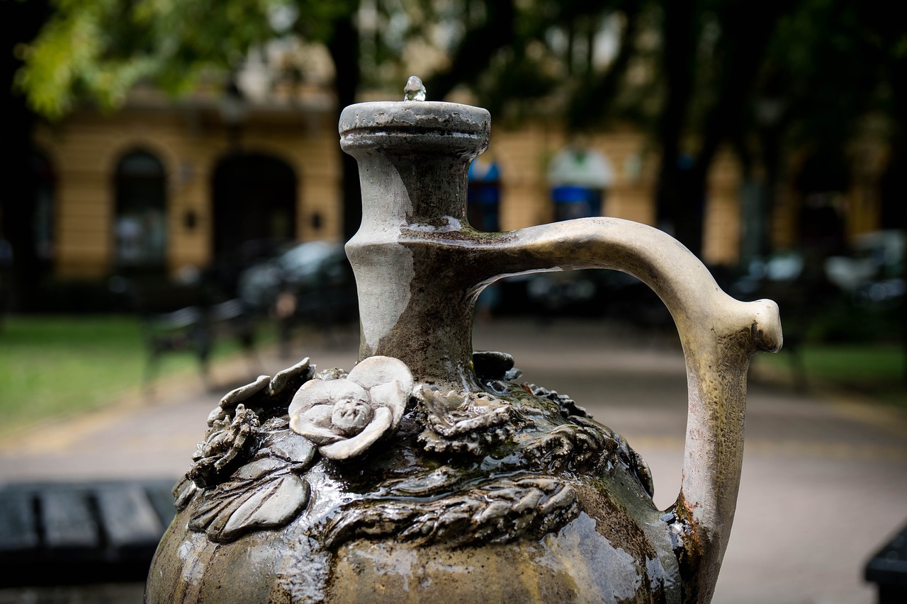 Krug, Fontanas, Vandens Srovė, Lašas Vandens, Vanduo, Lašelinė, Šlapias, Skystas, Vandens Fontanas, Geriamas Vanduo