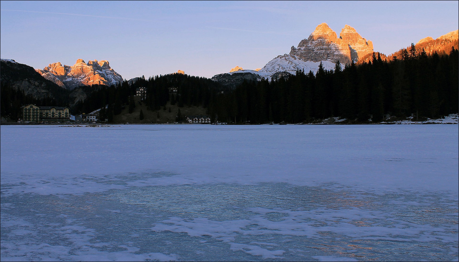 Misurina See,  Smailės,  Kraštovaizdis,  Žiema,  Saulėlydis,  Sniegas,  Ledas,  Idiliškas,  Gamta,  Cadore