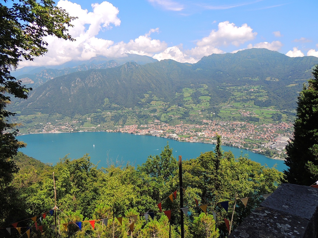 Lago Diseo, Gamta, Vanduo, Italy, Peizažai, Sala, Ežeras, Vasara, Saulės Energija, Peržiūros