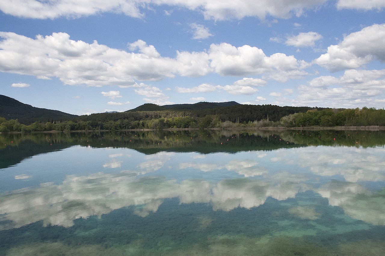 Ežeras, Banyoles, Girona, Catalunya, Gamta, Debesys, Vanduo, Kraštovaizdis, Atspindys, Veidrodis