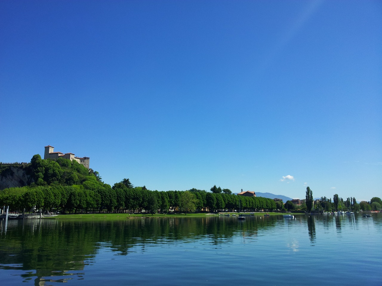 Ežeras, Angera, Lago Maggiore, Nemokamos Nuotraukos,  Nemokama Licenzija