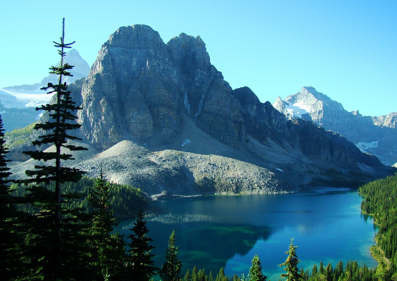 Ežeras, Kalnai, Vaizdingas, Gamta, Kraštovaizdis, Vanduo, Dangus, Kalninis Ežeras, Vasara, Kanada