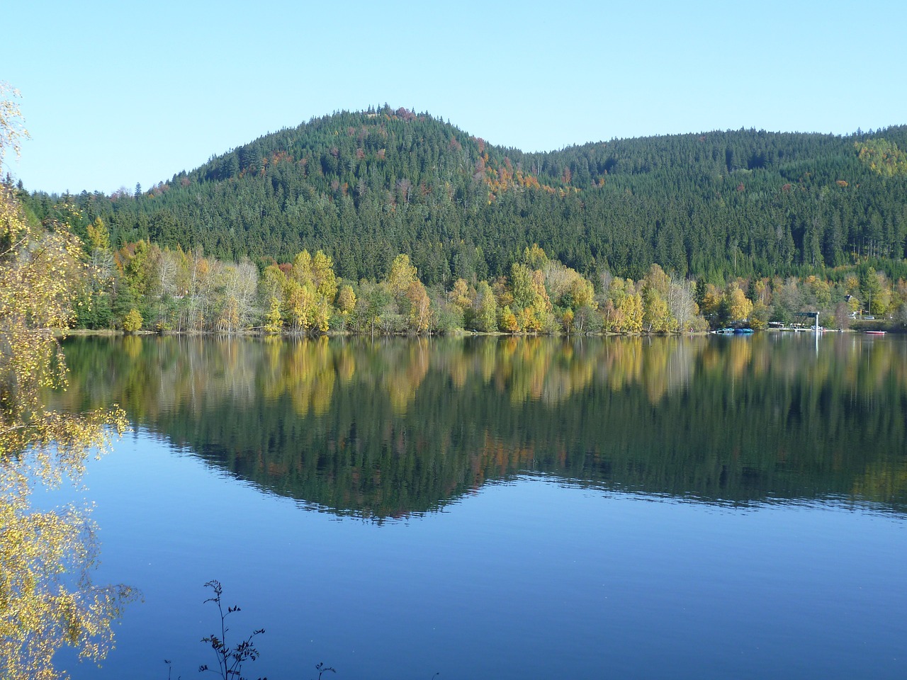 Ežeras, Vanduo, Ruduo, Veidrodis, Schluchsee, Nemokamos Nuotraukos,  Nemokama Licenzija