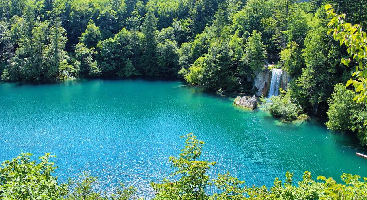 Ežeras, Rojus, Kroatija, Plitvice, Vanduo, Kraštovaizdis, Mėlynas, Gamta, Dangus, Vasara