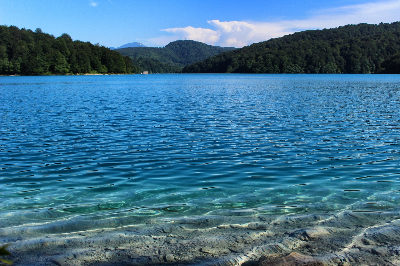 Ežeras, Rojus, Kroatija, Plitvice, Vanduo, Kraštovaizdis, Mėlynas, Gamta, Dangus, Vasara