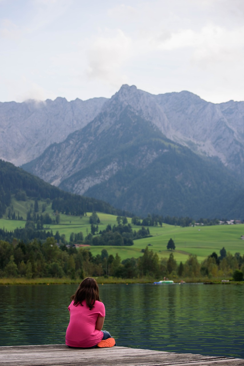 Ežeras, Kalnai, Kraštovaizdis, Miškas, Austria, Gamta, Tyrol, Walchsee, Mergaitė, Internetas