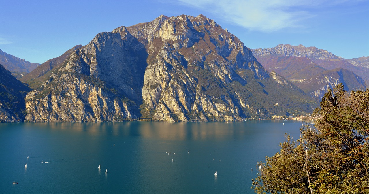 Ežeras, Kraštovaizdis, Kalnas, Garda, Italy, Valtis, Nemokamos Nuotraukos,  Nemokama Licenzija
