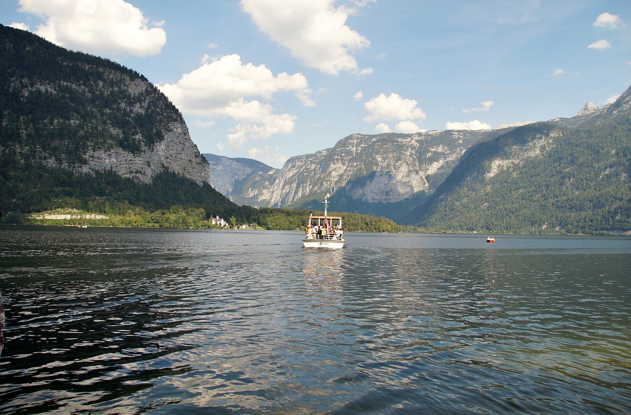 Ežeras,  Hallstatt,  Austrija,  Alpės,  Valtį,  Turizmas,  Važiuoti,  Turistai,  Vasara,  Garlaivis