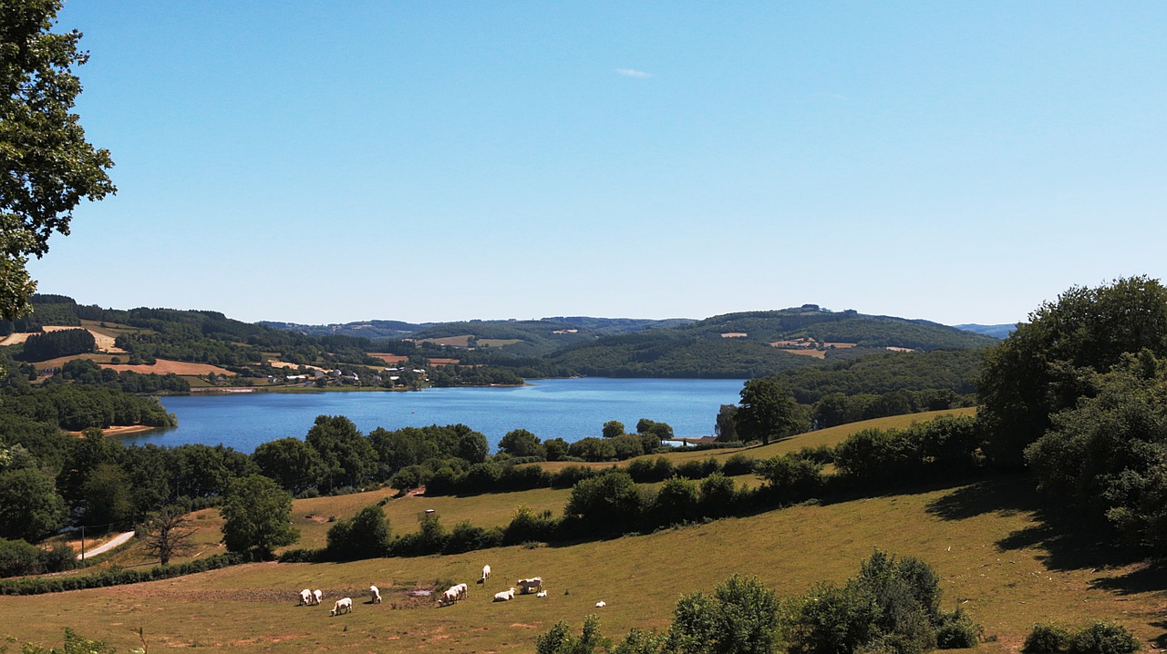 Ežeras, Pannecière, Mėlynas, Nièvre, Ežero Rezervuaras, Morvan, Vandens Sulaikymas, Burgundija, Dangus, Gamta