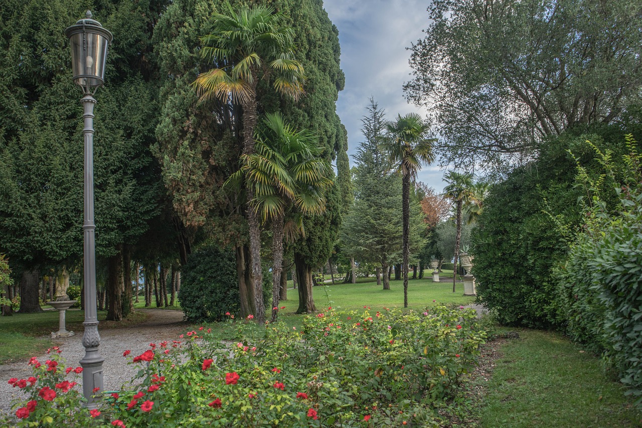 Ežero Garda, Sirmione, Italy, Vila Kortinas, Gamta, Pėsčiųjų Takas, Sodas, Gėlės, Kelionė, Turizmas