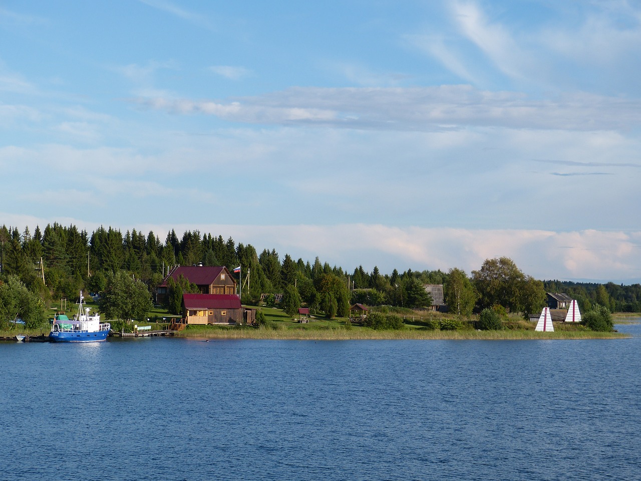 Ežeras Ladoga, Rusija, Kraštovaizdis, Gamta, Kaimas, Namai, Miškas, Spygliuočių, Medis, Vanduo