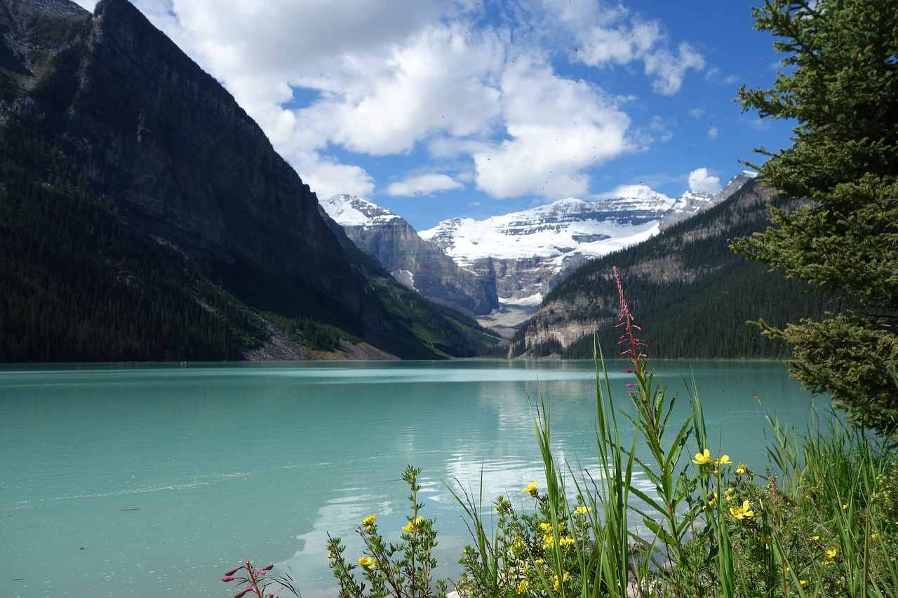 Ežero Louise, Kanada, Banff, Ežeras, Kalnai, Gamta, Dangus, Mėlynas, Alberta, Kraštovaizdis