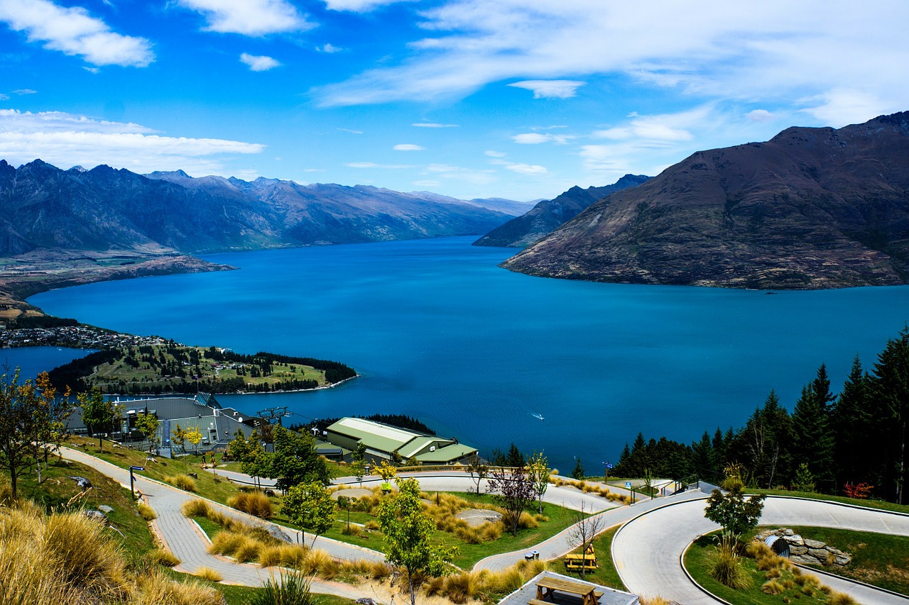 Ežeras Wakatipu, Naujoji Zelandija, Queenstown, Gondola, Vasara, Kraštovaizdis, Kalnas, Dangus, Medžiai, Vanduo