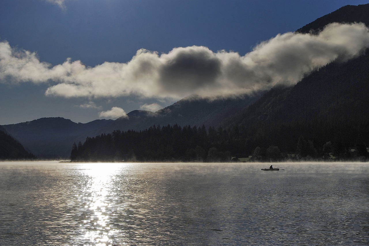 Ežeras Weissensee, Karintija, Saulėtekis, Rūkas, Boot, Žemės Rūkas, Austria, Alpių, Kraštovaizdis, Ežeras