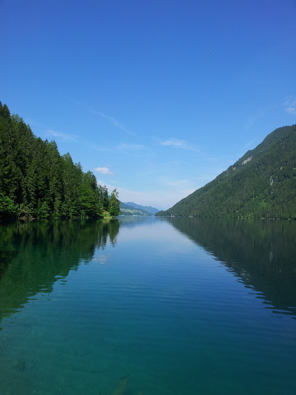 Ežeras Weissensee, Ligoninė Draujuje, Karintija, Austria, Kraštovaizdis, Gamta, Kalnas, Valtys, Alpių, Nemokamos Nuotraukos