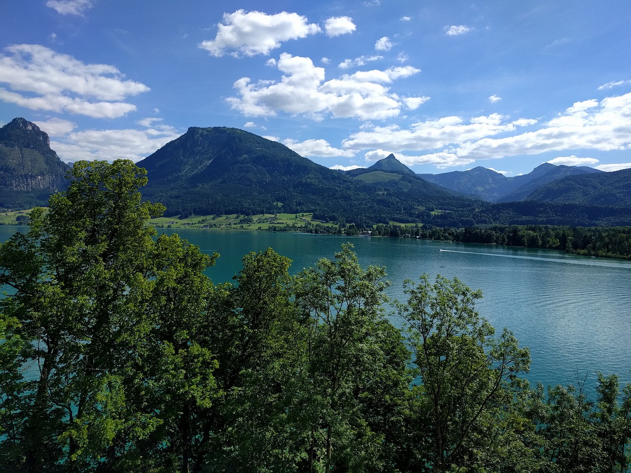 Ežeras Wolfgang, Austria, Ežeras, Kalnas, Medžiai, Debesys, Nemokamos Nuotraukos,  Nemokama Licenzija