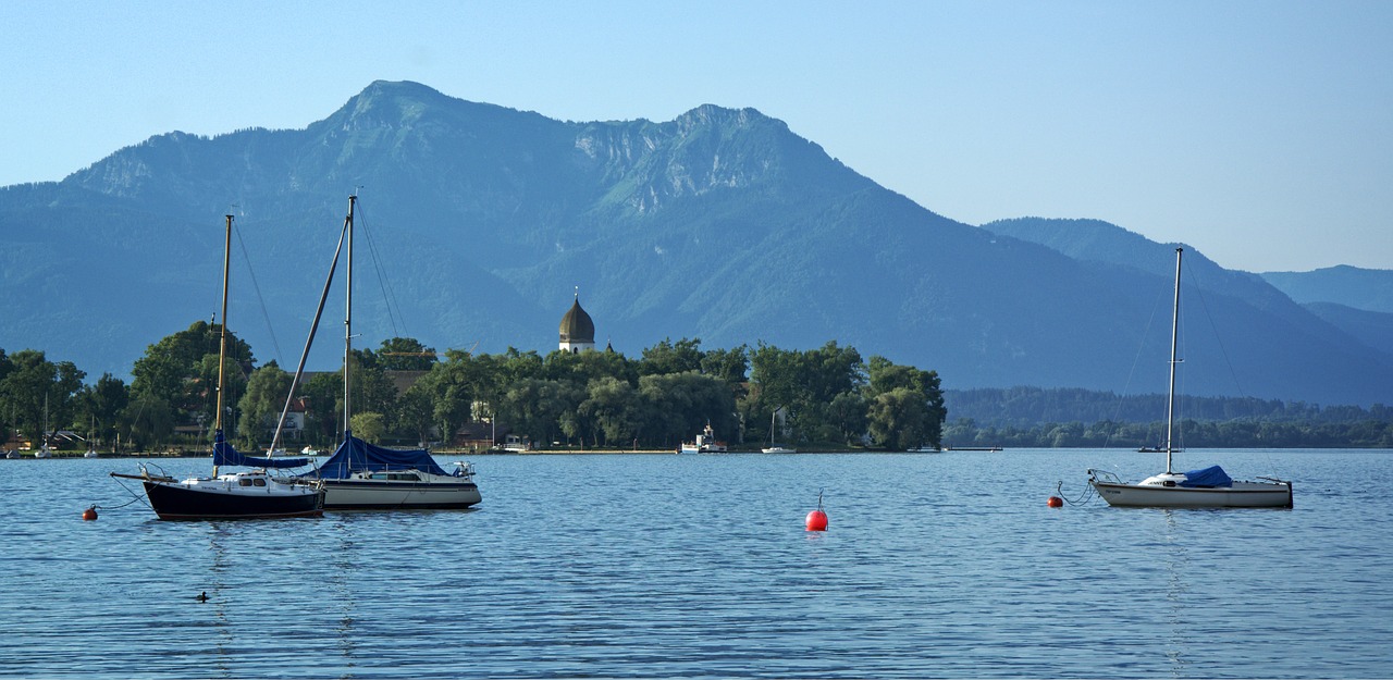 Kraštovaizdis, Chiemgau, Chiemsee, Moteriškos Salos, Vanduo, Kalnai, Valtys, Gamta, Bavarija, Alpių Kalnų Papėdės