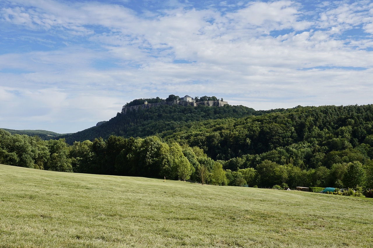 Kraštovaizdis,  Medis,  Pobūdį,  Hill,  Dangus,  Kalnų,  Laukas,  Tvirtovė, Nemokamos Nuotraukos,  Nemokama Licenzija