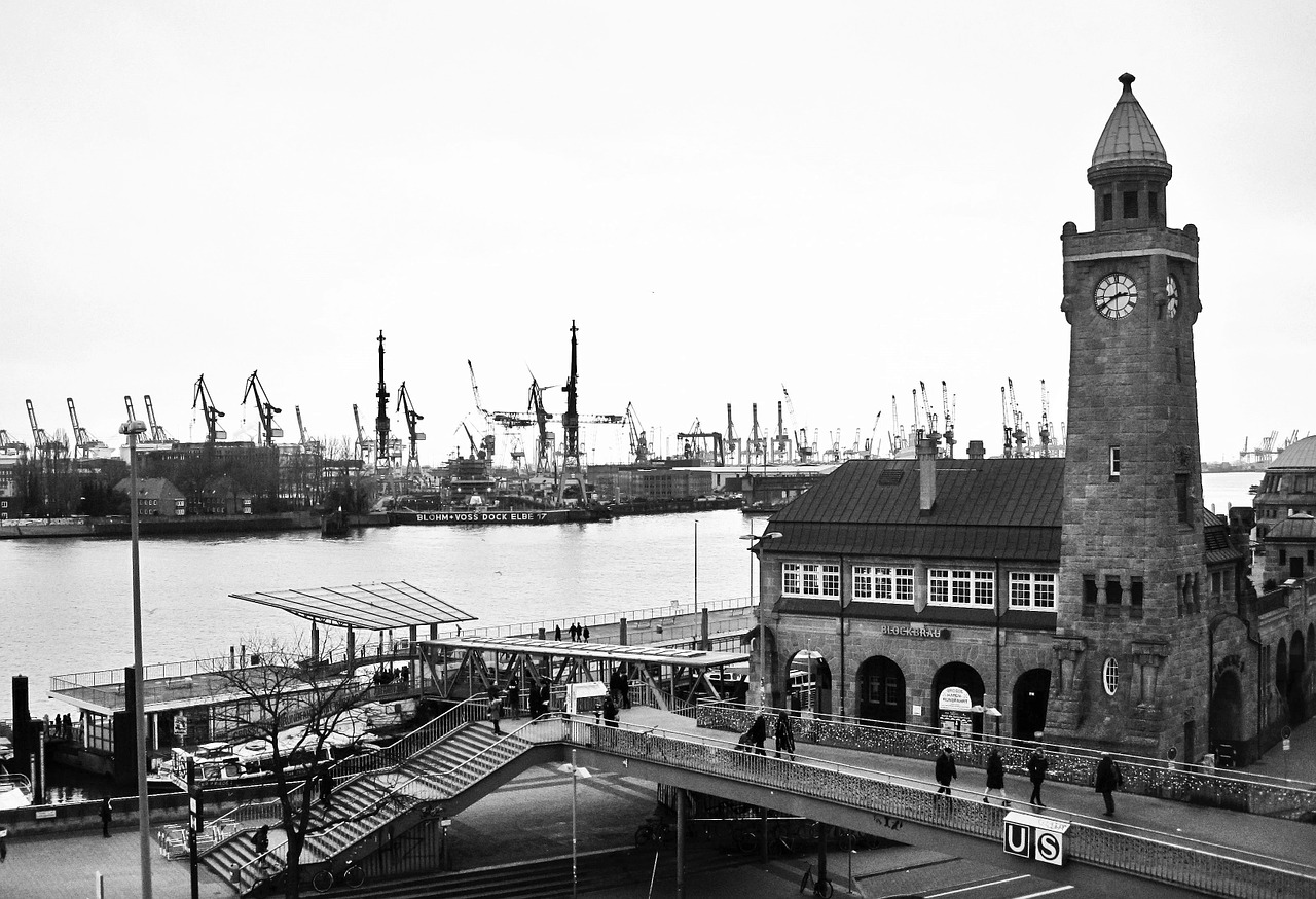 Landungsbrücken, Hamburgo Uostas, Pegelturm, Juoda Ir Balta, Uostas, Hanseatic, Hamburgisch, Istoriškai, Hanzos Miestas, Hamburg Landungsbrücken