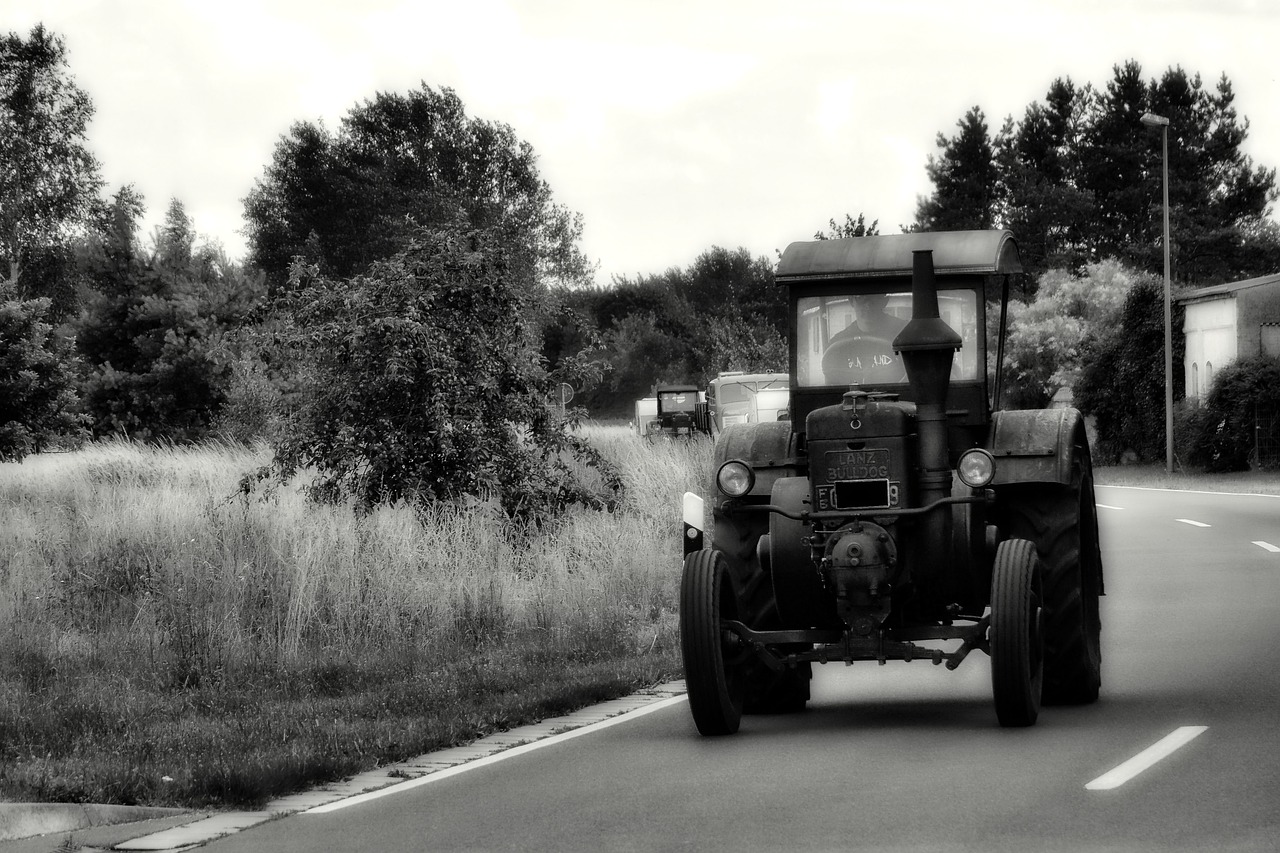 Lanz Buldogas, Buldogas, D9506, Istoriškai, Žemės Ūkio Technika, Lanz, Oldtimer, Juoda Ir Balta, Nemokamos Nuotraukos,  Nemokama Licenzija