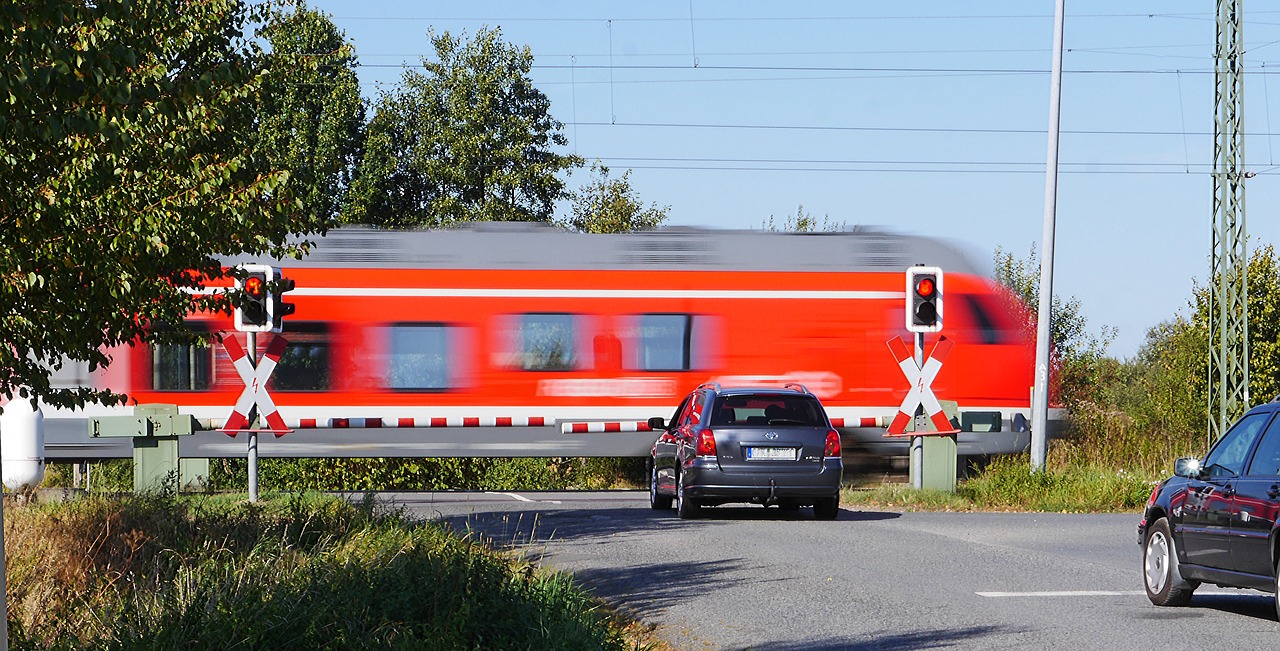 Lygių Perėjimas, Tranzitas, Kliūtys, Raudona Šviesa, Laukti, Greitis, Deutsche Bahn, Db, Dbag, Regioninis Eismas