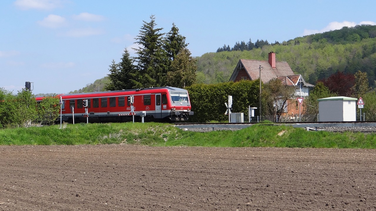 Lygių Perėjimas, Vt 628 Vienetai, Brenz Geležinkelis, Kbs 757, Geležinkelis, Traukinys, Nemokamos Nuotraukos,  Nemokama Licenzija