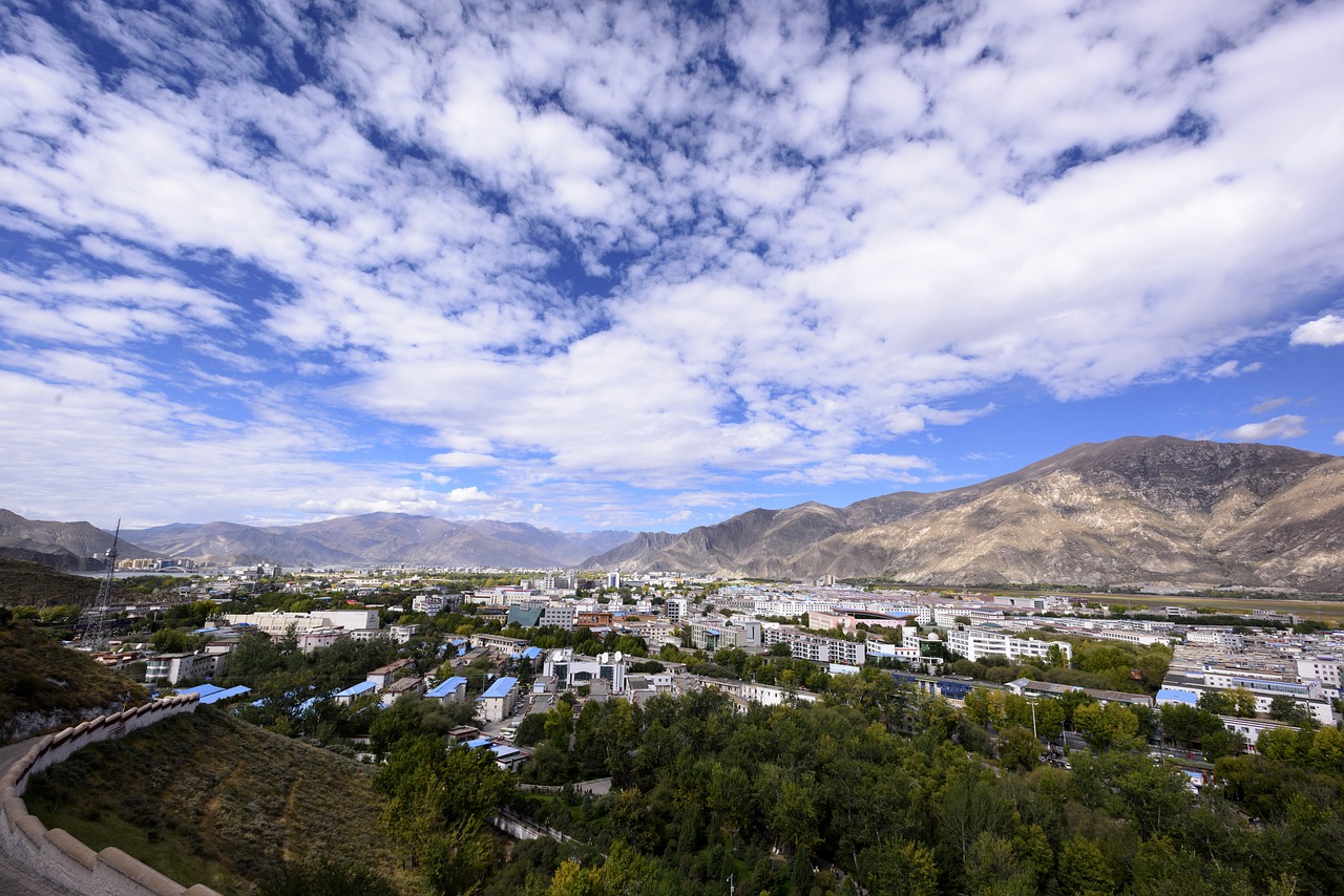 Lhasa, Miesto Vaizdas, Mėlynas Dangus, Tibetas, Kinija, Peizažas, Turizmas, Lauke, Dvasinis, Nemokamos Nuotraukos