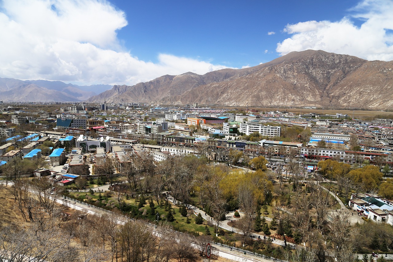 Lhasa, Tibetas, Potalos Rūmai, Mėlynas Dangus, Didinga, Lasa Upė, Nemokamos Nuotraukos,  Nemokama Licenzija