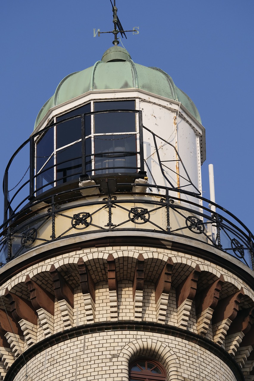 Light House,  Architektūra,  Švyturys,  Švyturys Warnemünde,  Warnemünde,  Švyturys,  Stebejimo Denis,  Plytų Pastatas,  Kelionė,  Dangus