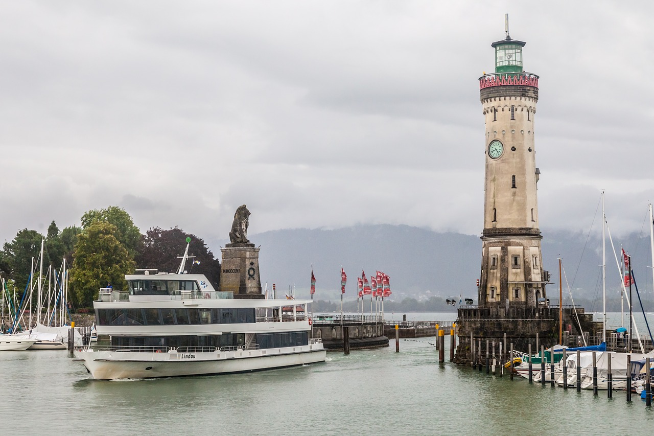 Lindau, Ežero Konstanta, Laivas, Uosto Įėjimas, Uostas, Švyturys, Vanduo, Lankytinos Vietos, Ežeras, Bokštas