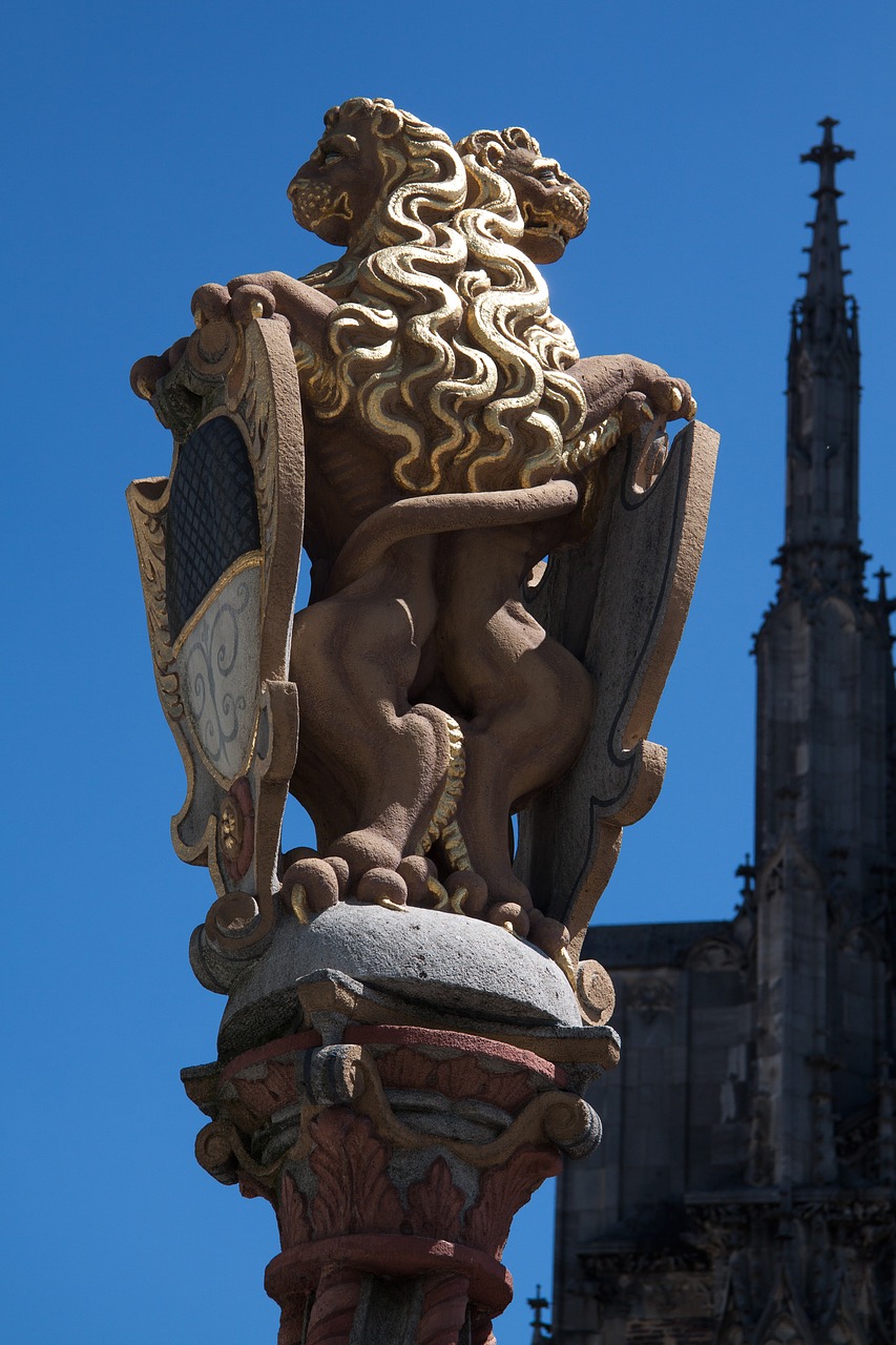 Liūtas, Paauksuotas, Ulm, Miestas, Herbas, Pastatas, Architektūra, Münsteris, Bažnyčia, Gotika