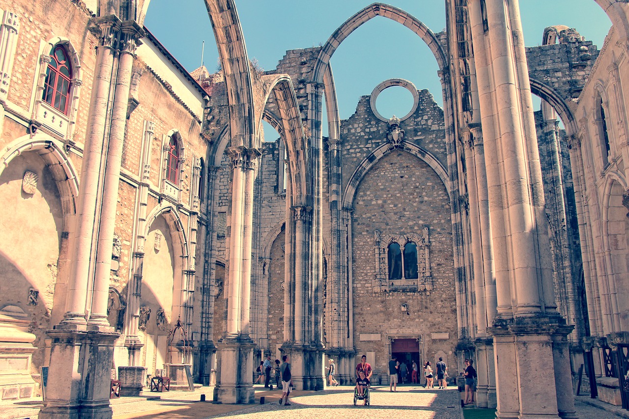 Lisbonas, Karmelito Vienuolynas, Dangus, Bažnyčia, Religija, Architektūra, Akmenys, Paminklas, Stogas, Senas Pastatas