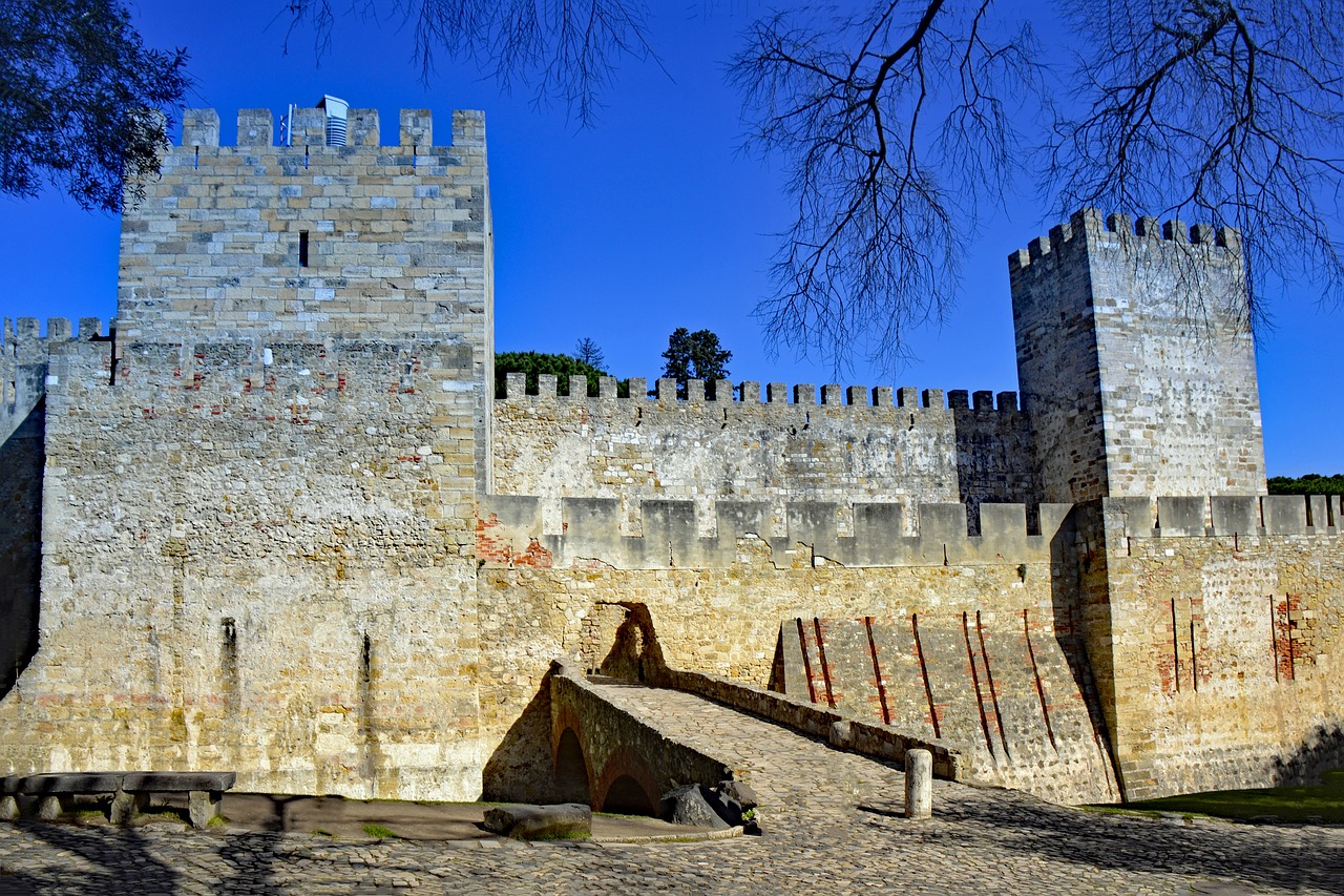 Lisbonas, Portugal, Sao Jorge Pilis, Pilis, Sugadinti, Viduramžiai, Purvinas, Lankytinos Vietos, Nemokamos Nuotraukos,  Nemokama Licenzija