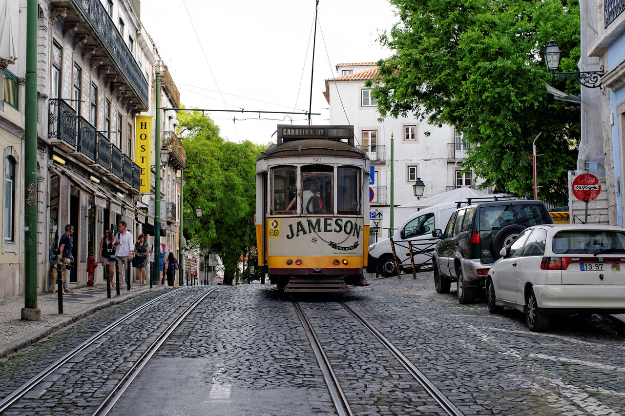 Lisbonas, Portugal, Senamiestis, Tramvajus, Kelias, Gatvė, Nemokamos Nuotraukos,  Nemokama Licenzija