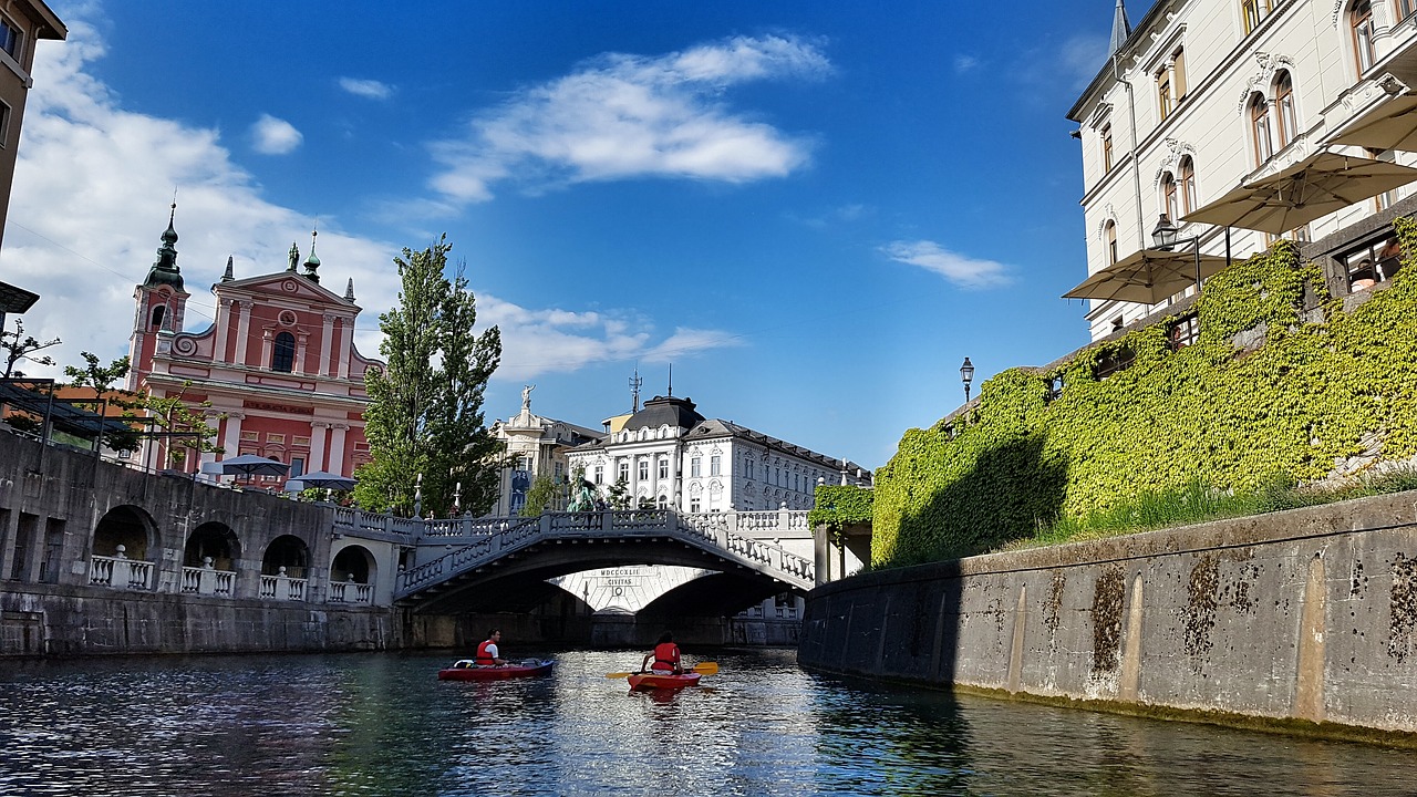 Ljubljana, Upė, Slovenia, Tiltas, Laibach, Baidarėmis, Nemokamos Nuotraukos,  Nemokama Licenzija