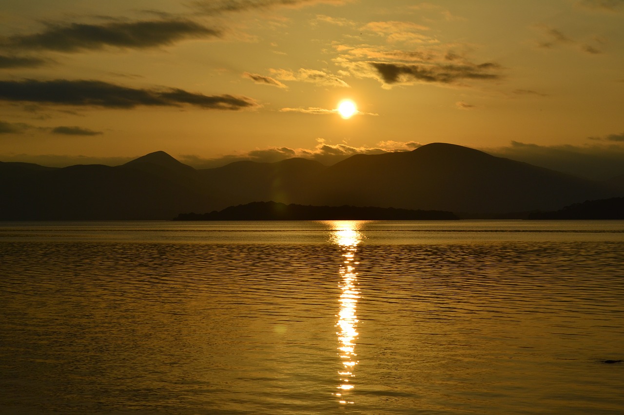 Loch, Lomondas, Škotija, Škotų, Ežeras, Vanduo, Saulė, Saulėlydis, Oranžinė, Kalnas