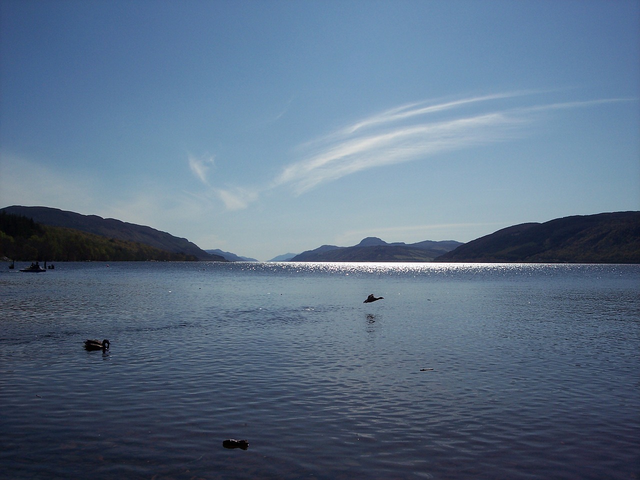 Lochess, Ežeras, Loch, Highlands, Škotų, Gėlas Vanduo, Dangus, Debesys, Vaizdingas, Vanduo