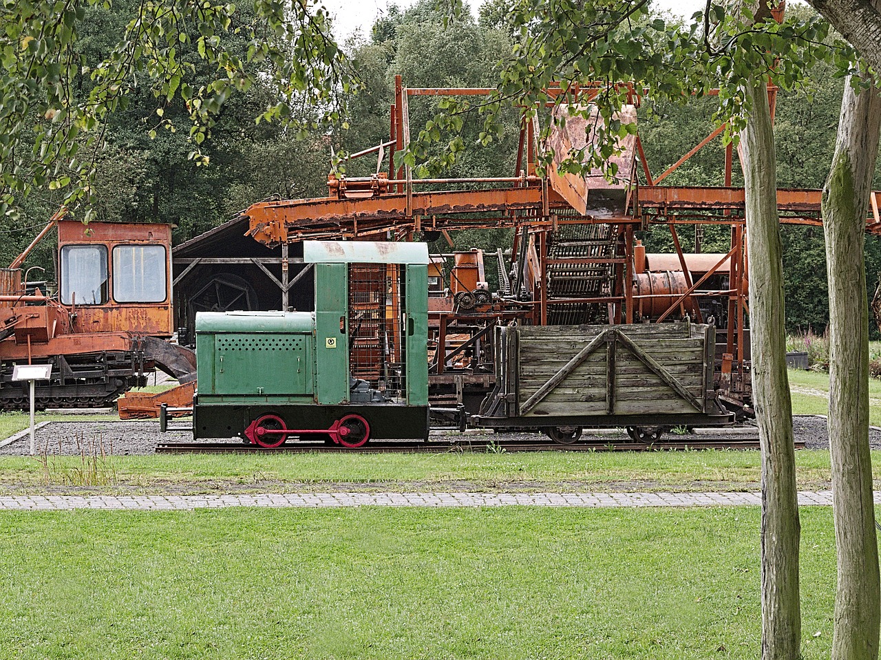 Loco, Traukinys, Lokomotyvas, Istoriškai, Siaurojo Traukinio, Transporto Priemonės, Kiauras, Saterland, Durpės, Mašinos