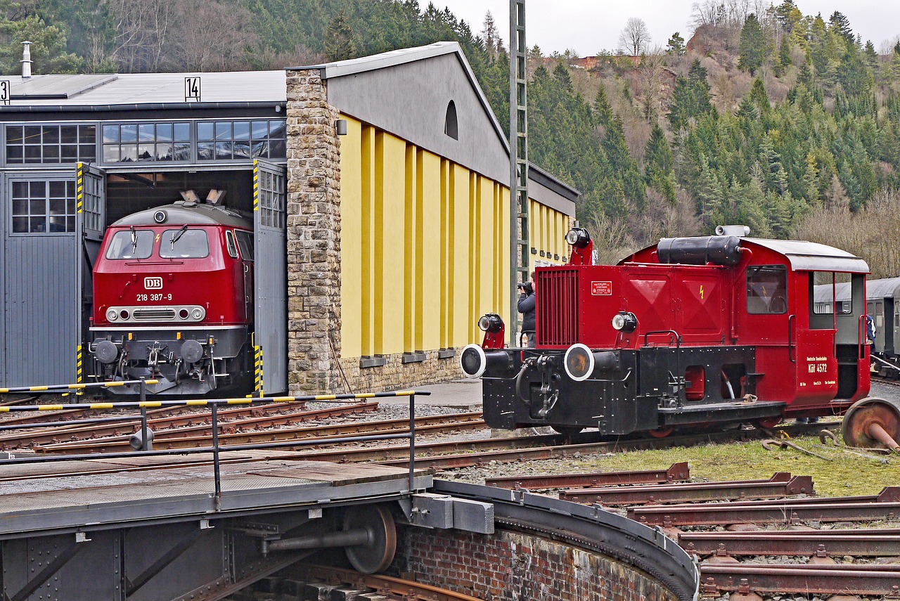 Lokomotyvai, Koncentratorius, Duobę, Stebėti Žvaigždę, Dyzeliniai Lokomotyvai, Mažas Loco, Köf2, Atkurta, Eksploatacinis, Bėgių Dyzelinis Lokomotyvas