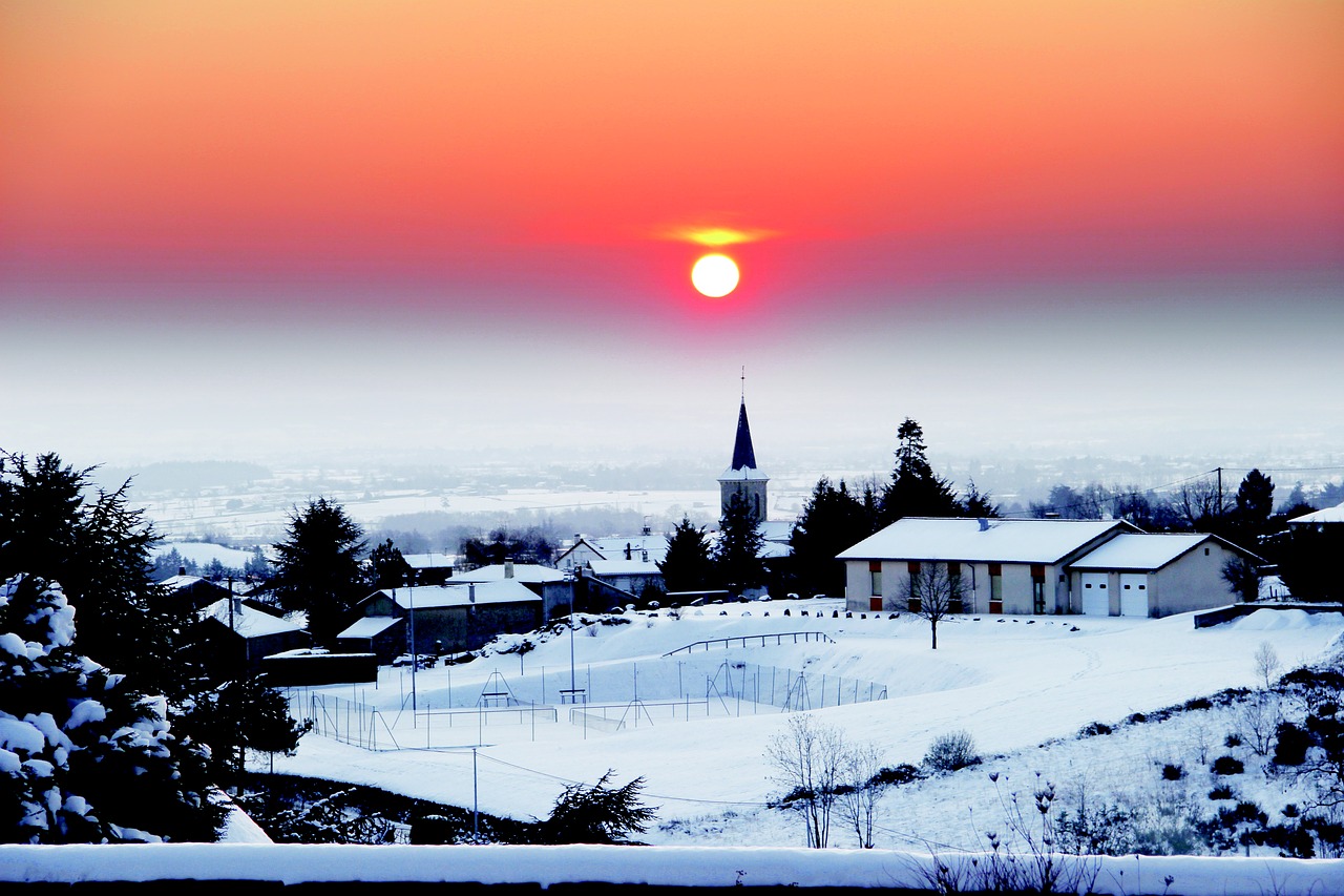 Loire, Šventasis Kvailys, Žiema, Saulėlydis, Kaimas, Vaizdas, Oranžinis Dangus, Kraštovaizdis, Juoda Ir Balta, Nemokamos Nuotraukos