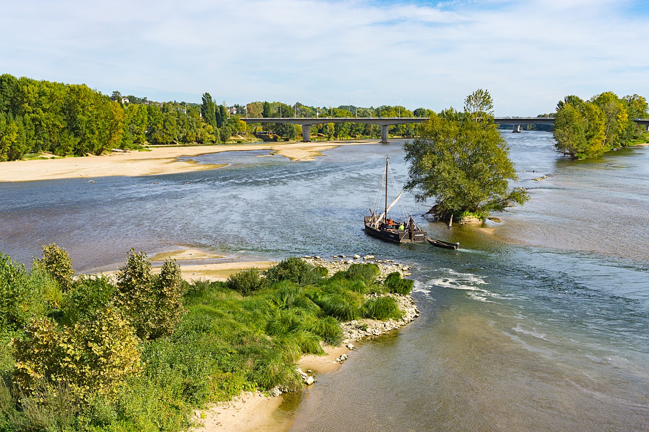 Loire, Prancūzijos Turai, Upė, Smėlis, Vanduo, Bankas, Gamta, Vasara, Dangus, Kraštovaizdis