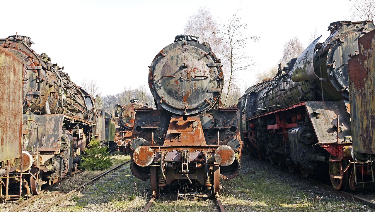 Lokfriedhof, Išjungė, Nerūdijantis, Sergantis, Rusted, Nuolaužos, Traukinys, Pasenusi, Išėjęs Į Pensiją, Geležinkelis