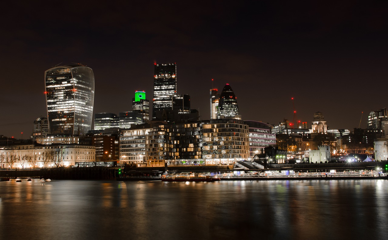 Londonas, Miestas, Panorama, Naktis, Miestas, Finansinis Rajonas, Verslas, Dangoraižis, Londonas, Architektūra