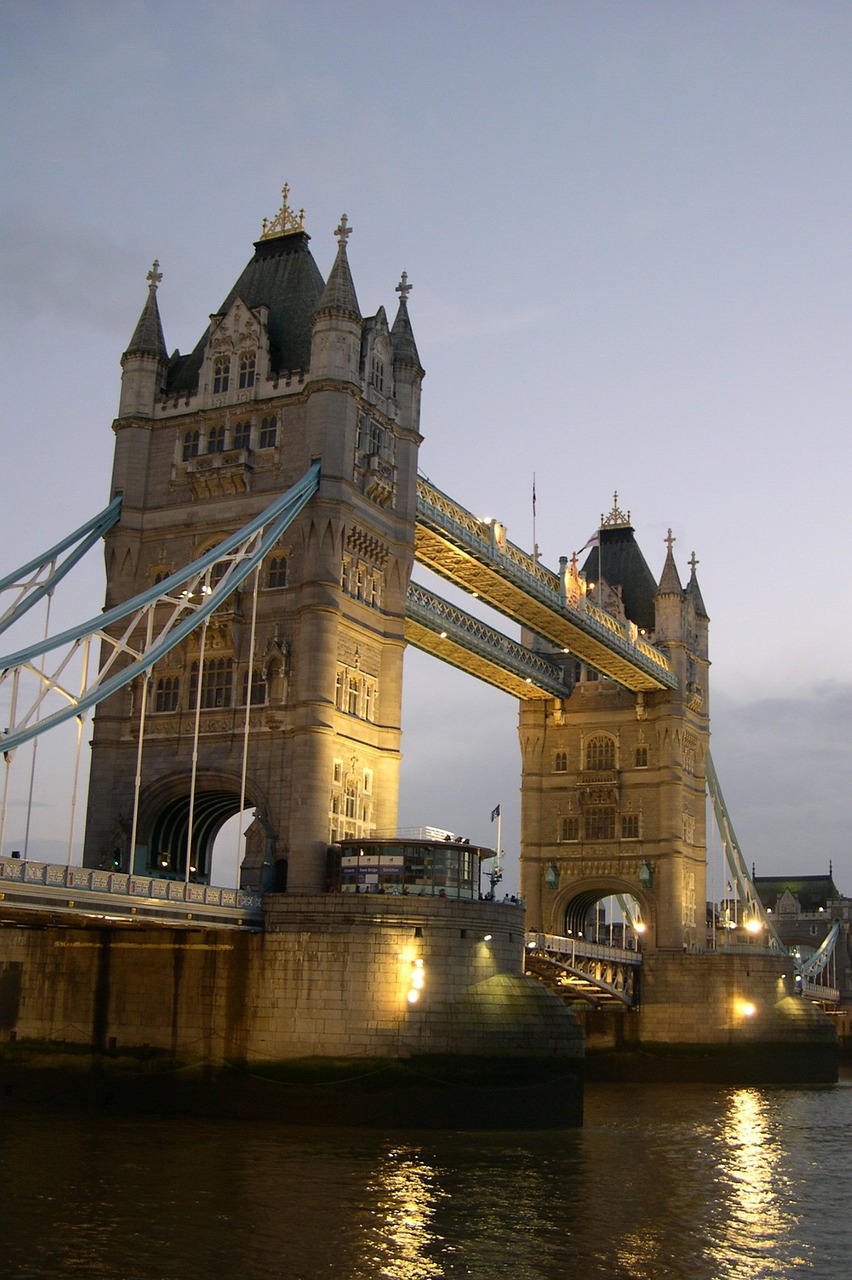 Londonas, Bokšto Tiltas, Upė, Anglija, Thames, Orientyras, Miestas, Uk, Architektūra, Britanija