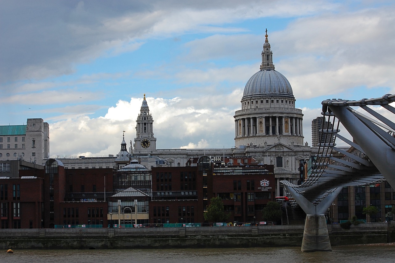 Londonas, Tūkstantmečio Tiltas, Švento Pauliaus Katedra, Nemokamos Nuotraukos,  Nemokama Licenzija