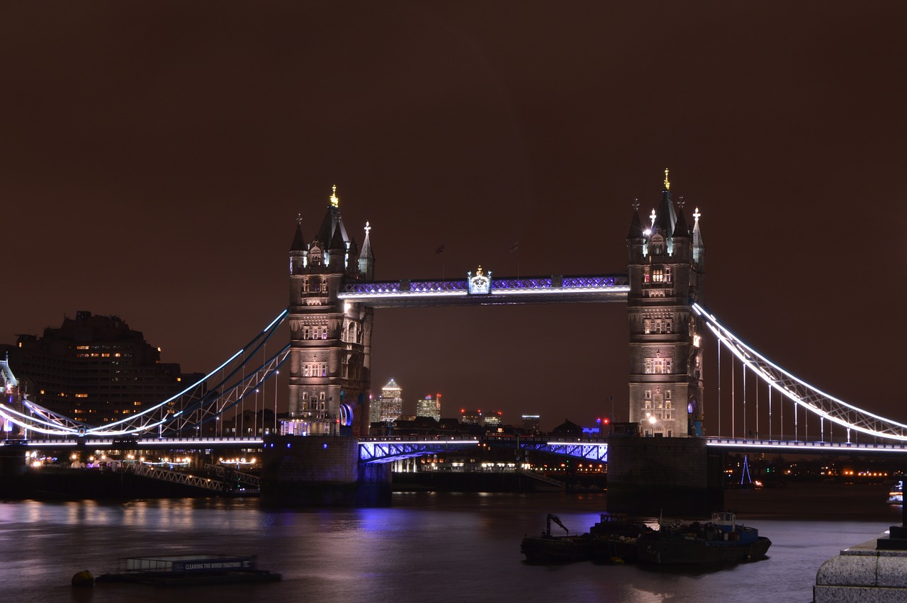 Londonas, Tiltas, Naktis, Miestas, Upė, Anglija, Uk, Orientyras, Architektūra, Miesto